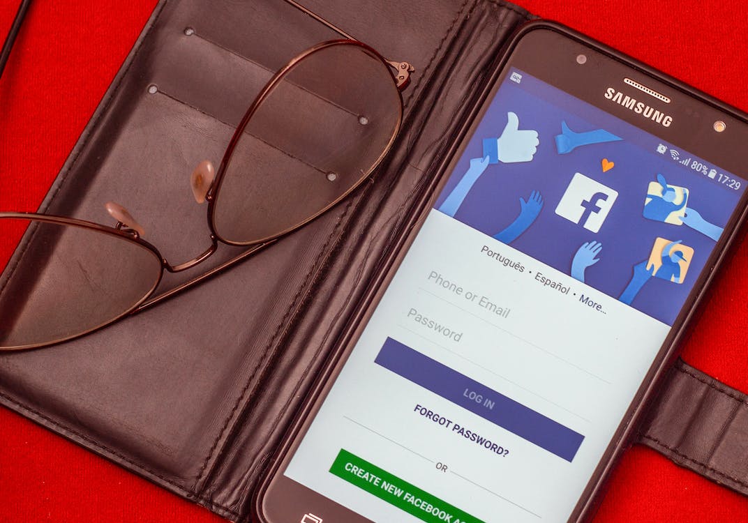 This 2022 Facebook Update Will Protect Your Privacy from Ads!